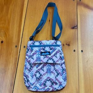 KAVU Purple/Pink Printed Crossbody Purse Keeper